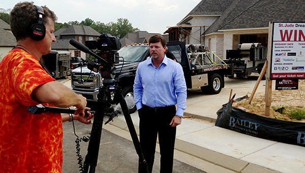 Reed’s Metals donates to Dream Home project